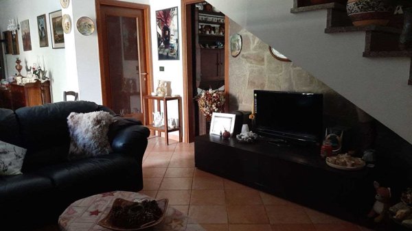 casa indipendente in vendita a Ponzone in zona Moretti