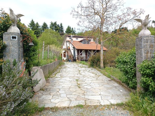 casa indipendente in vendita a Ponzone