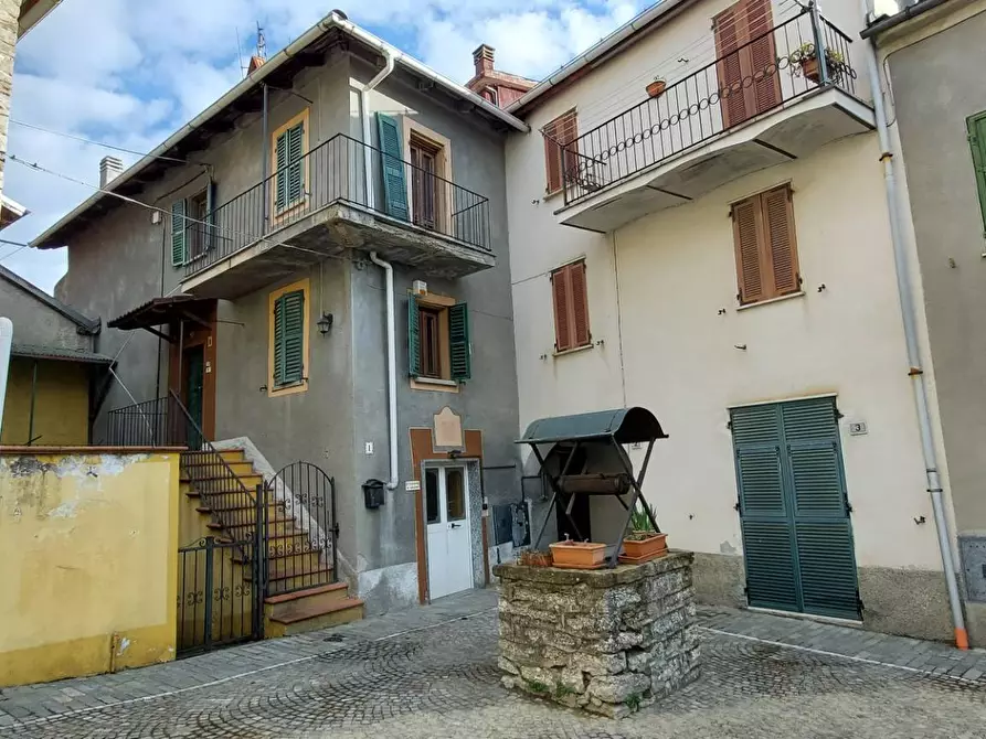 casa indipendente in vendita a Ponzone