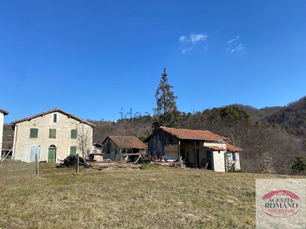 casa indipendente in vendita a Ponzone