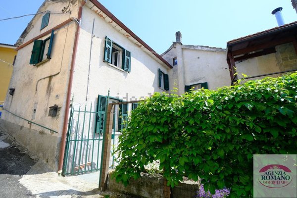 casa indipendente in vendita a Ponzone in zona Abasse