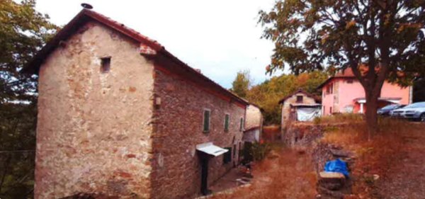 casa indipendente in vendita a Ponzone