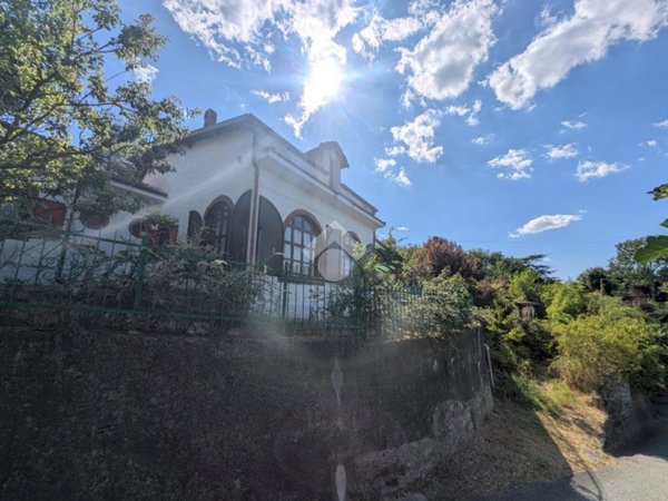 casa indipendente in vendita a Ponzone