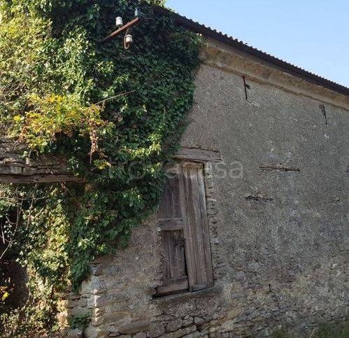 casa indipendente in vendita a Ponzone in zona Chiappino