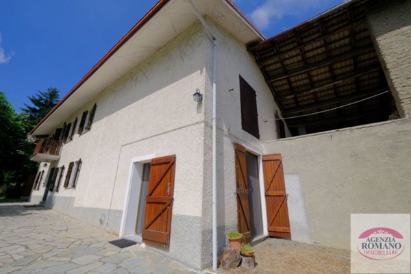 casa indipendente in vendita a Ponzone