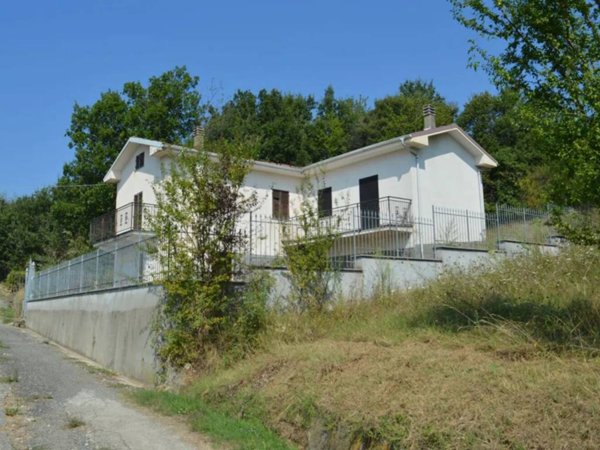 casa indipendente in vendita a Ponzone