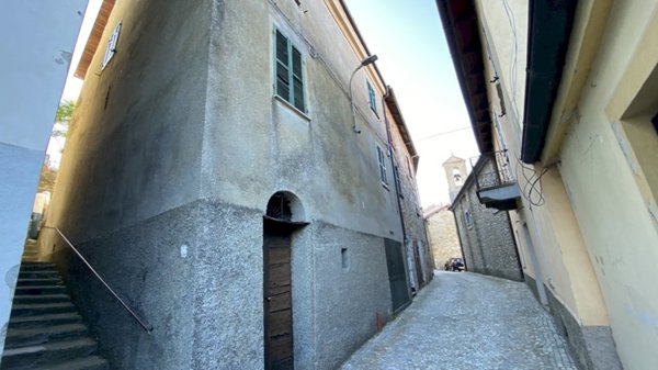 appartamento in vendita a Ponzone