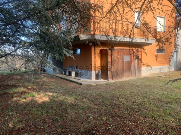 casa indipendente in vendita a Ponzone in zona Cimaferle