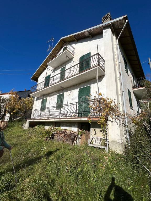 casa indipendente in vendita a Ponzone in zona Chiappino
