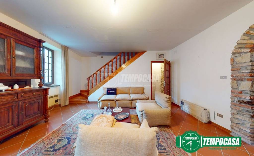 casa indipendente in vendita a Ponzone in zona Cimaferle