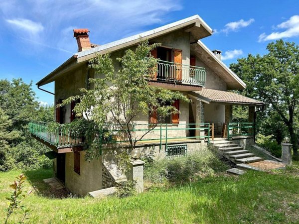 casa indipendente in vendita a Ponzone