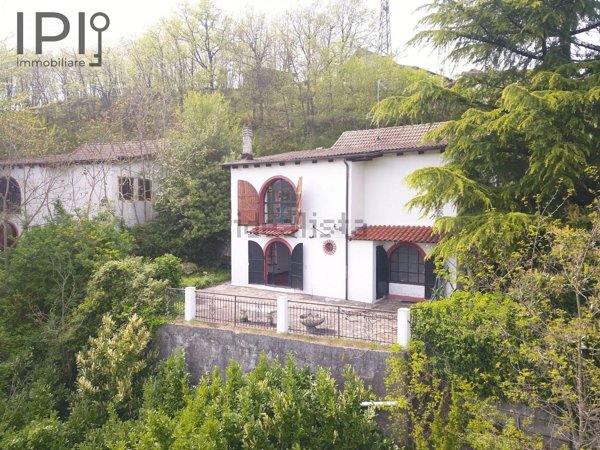 casa indipendente in vendita a Ponzone