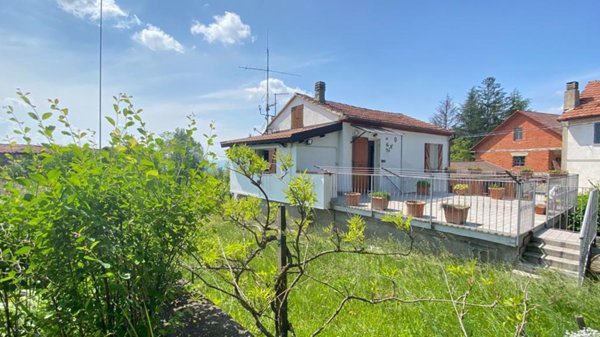 casa indipendente in vendita a Ponzone in zona Cimaferle