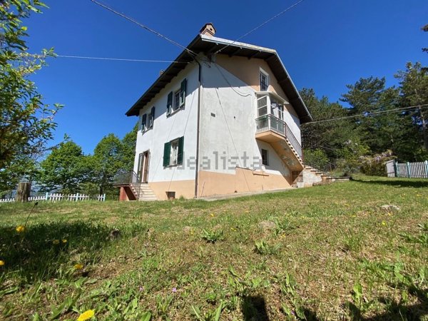 casa indipendente in vendita a Ponzone in zona Piancastagna