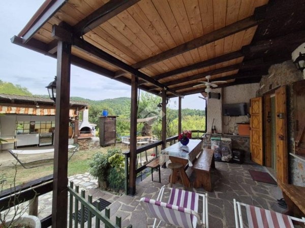casa indipendente in vendita a Ponzone
