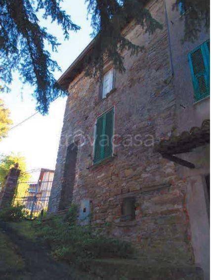 casa semindipendente in vendita a Ponzone