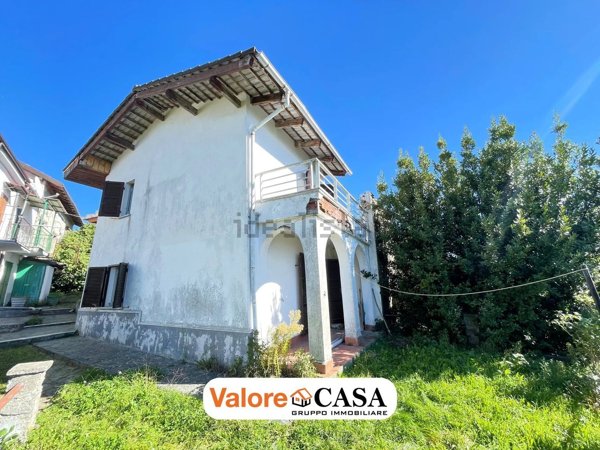 casa indipendente in vendita a Ponzone in zona Chiappino
