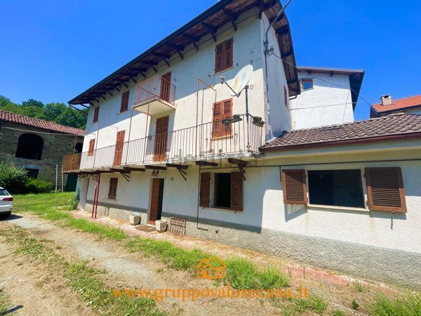 casa indipendente in vendita a Ponzone in zona Caldasio