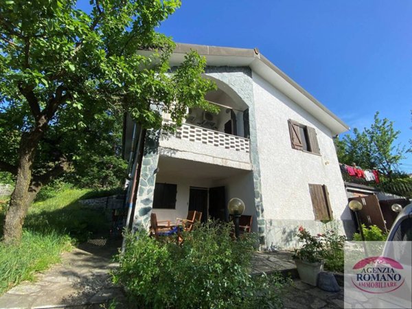 casa indipendente in vendita a Ponzone in zona Cimaferle