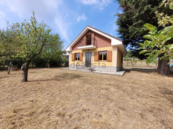 casa indipendente in vendita a Ponzone in zona Abasse