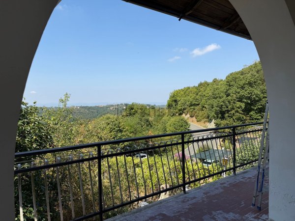 casa indipendente in vendita a Ponzone
