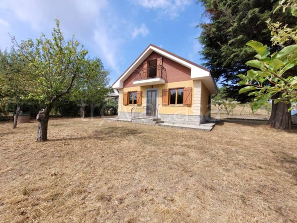casa indipendente in vendita a Ponzone in zona Abasse