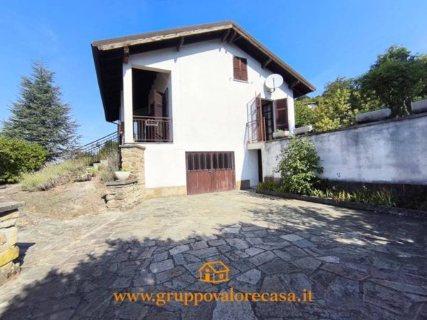 casa indipendente in vendita a Ponzone