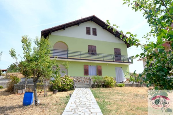 casa indipendente in vendita a Ponzone in zona Piancastagna