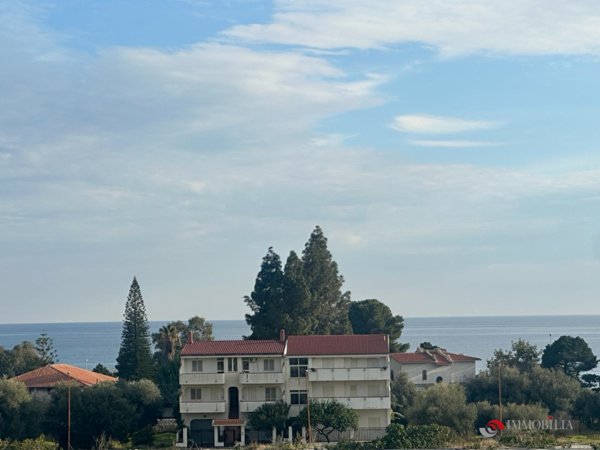 casa indipendente in vendita a Pozzol Groppo in zona San Lorenzo