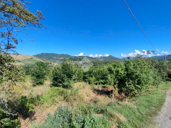 terreno edificabile in vendita a Pozzol Groppo