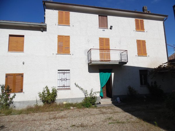 casa indipendente in vendita a Pozzol Groppo in zona Biagasco