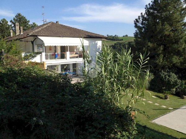 casa indipendente in vendita a Pozzol Groppo in zona Brienzone