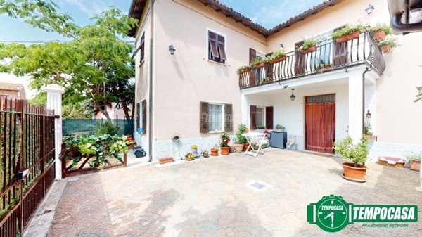casa indipendente in vendita a Pozzolo Formigaro