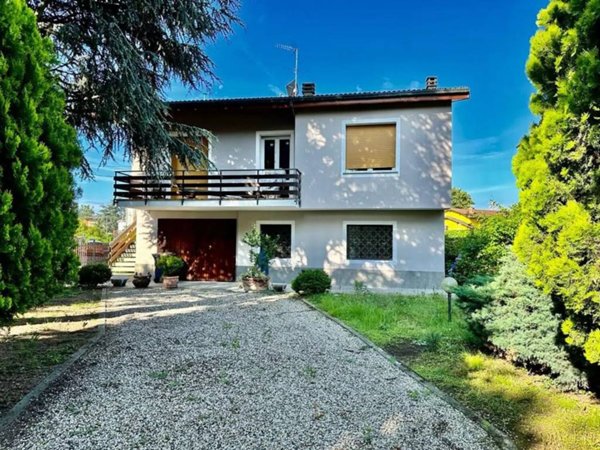 casa indipendente in vendita a Pozzolo Formigaro