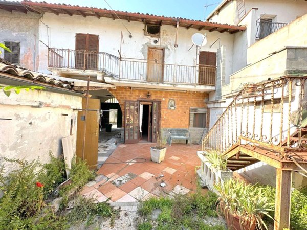 casa indipendente in vendita a Pozzolo Formigaro