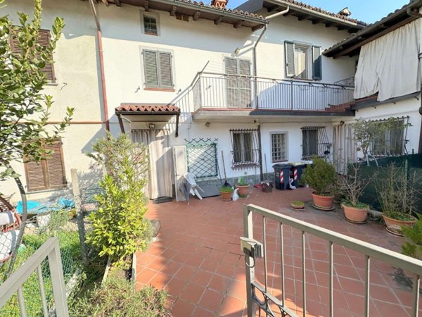 casa indipendente in vendita a Pozzolo Formigaro