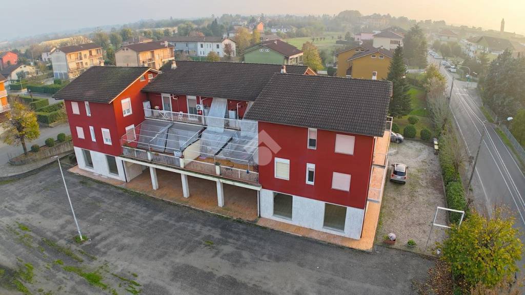 negozio in vendita a Pozzolo Formigaro