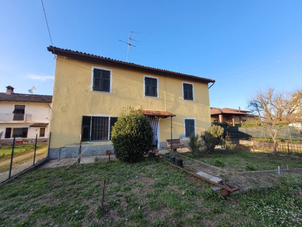 casa indipendente in vendita a Pozzolo Formigaro