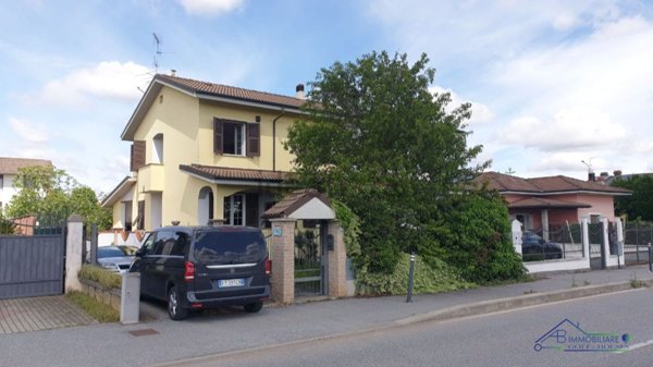 casa indipendente in vendita a Pozzolo Formigaro