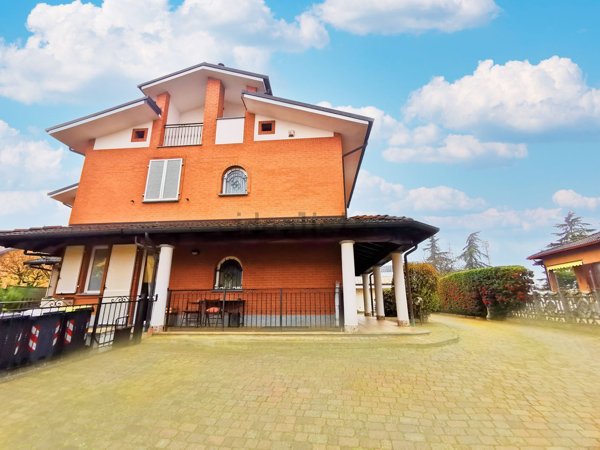casa indipendente in vendita a Pozzolo Formigaro