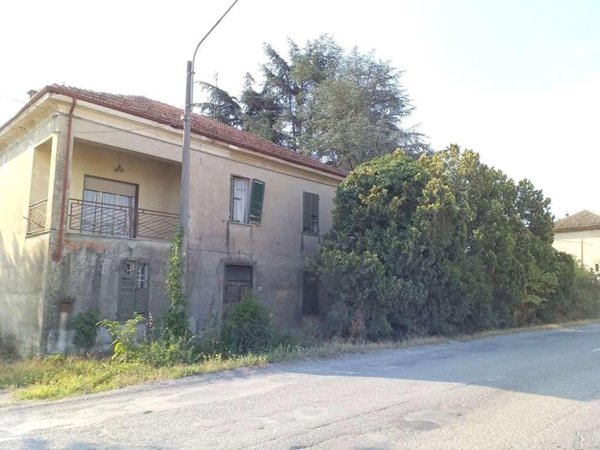casa indipendente in vendita a Pozzolo Formigaro