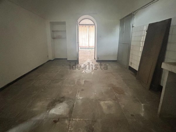 locale di sgombero in vendita a Pozzolo Formigaro