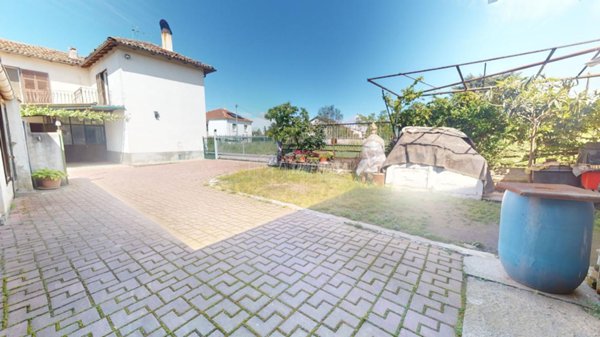 casa indipendente in vendita a Pozzolo Formigaro in zona Bettole di Pozzolo