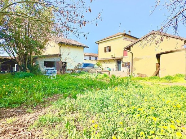 casa semindipendente in vendita a Pozzolo Formigaro