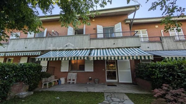 casa indipendente in vendita a Pozzolo Formigaro in zona Bettole di Pozzolo