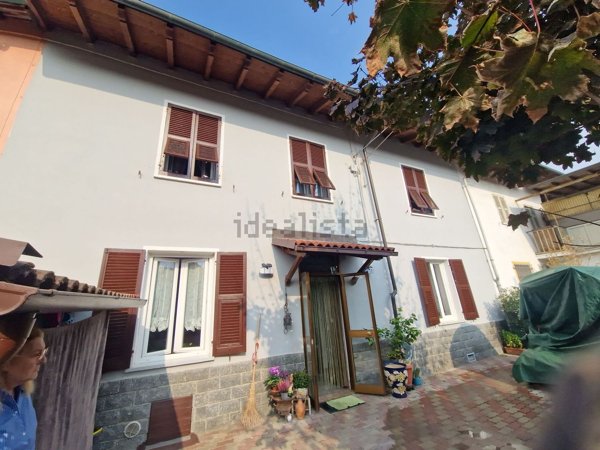 casa indipendente in vendita a Pozzolo Formigaro