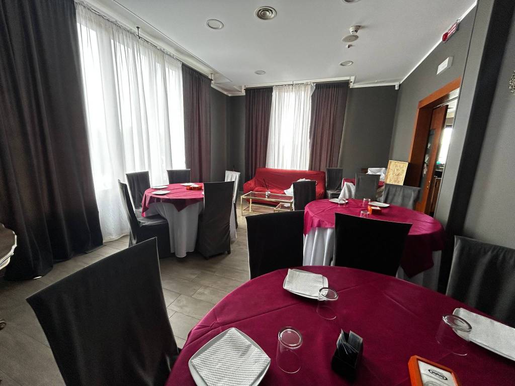 negozio in vendita a Pozzolo Formigaro