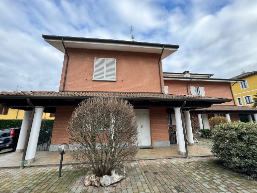 casa indipendente in vendita a Pozzolo Formigaro