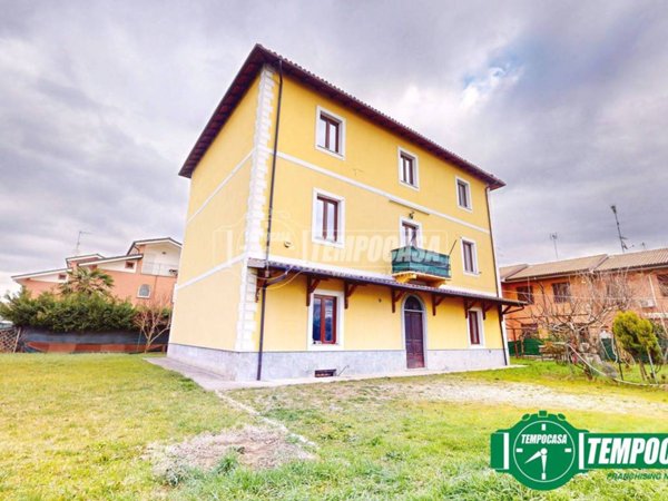casa indipendente in vendita a Pozzolo Formigaro