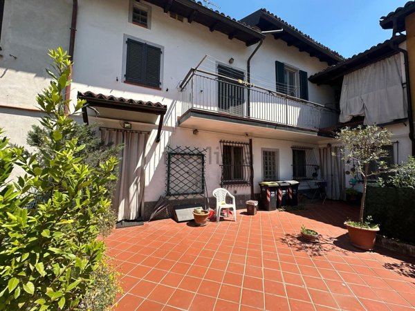 casa indipendente in vendita a Pozzolo Formigaro